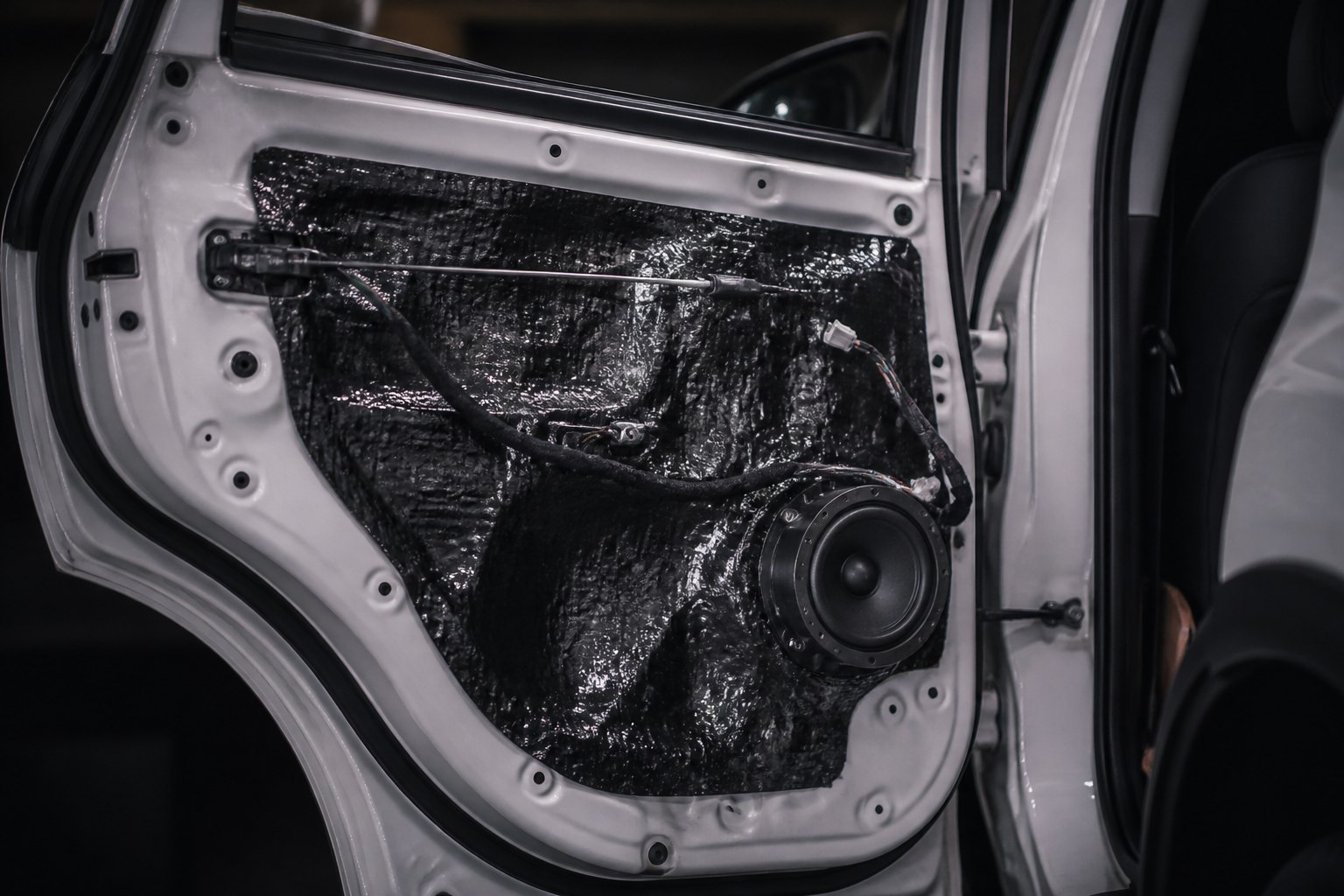 Шумоизоляция — пример работы ArtDetailing
